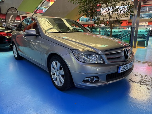 Mercedes-BenzClase C C 180 K Blue Efficiency 115 kW (156 CV) Vehículo usado en Barcelona - 5