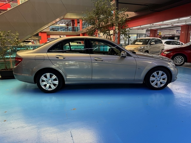 Mercedes-BenzClase C C 180 K Blue Efficiency 115 kW (156 CV) Vehículo usado en Barcelona - 7
