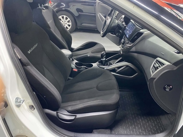 HyundaiVeloster 1.6 GDI 103 kW (140 CV) Vehículo usado en Barcelona - 22