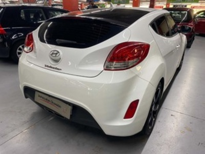 Hyundai Veloster 1.6 GDI 103 kW (140 CV) Hyundai Veloster 1.6 GDI 103 kW (140 CV)