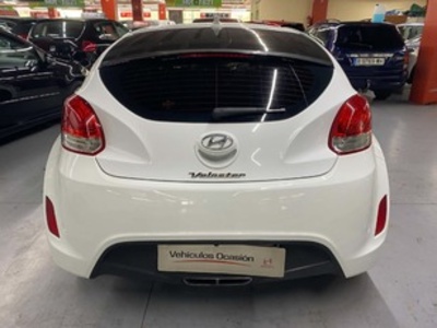 Hyundai Veloster 1.6 GDI 103 kW (140 CV) Hyundai Veloster 1.6 GDI 103 kW (140 CV)