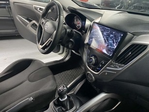 Hyundai Veloster 1.6 GDI 103 kW (140 CV)