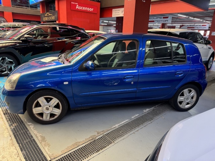 RenaultClio Dynamique dCi 50 kW (70 CV) Vehículo usado en Barcelona - 3 RenaultClio Dynamique dCi 50 kW (70 CV) Vehículo usado en Barcelona - 3