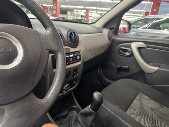DaciaSandero 1.2 16v Base 55 kW (75 CV) Vehículo usado en Barcelona - 12 DaciaSandero 1.2 16v Base 55 kW (75 CV) Vehículo usado en Barcelona - 12
