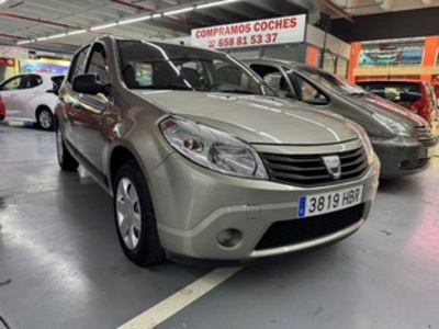 Dacia Sandero 1.2 16v Base 55 kW (75 CV) Dacia Sandero 1.2 16v Base 55 kW (75 CV)