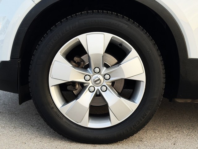 VolvoXC40 T3 Momentum Pro Auto 120 kW (163 CV) Vehículo usado en Barcelona - 13