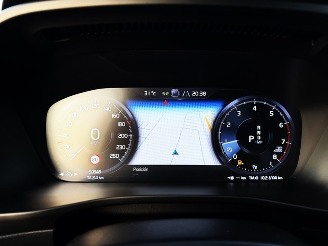 VolvoXC40 T3 Momentum Pro Auto 120 kW (163 CV) Vehículo usado en Barcelona - 17