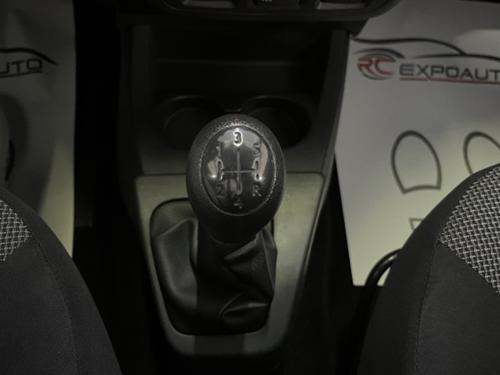DaciaDokker Van Essential dCi 66 kW (90 CV) Vehículo usado en Barcelona - 17 DaciaDokker Van Essential dCi 66 kW (90 CV) Vehículo usado en Barcelona - 17