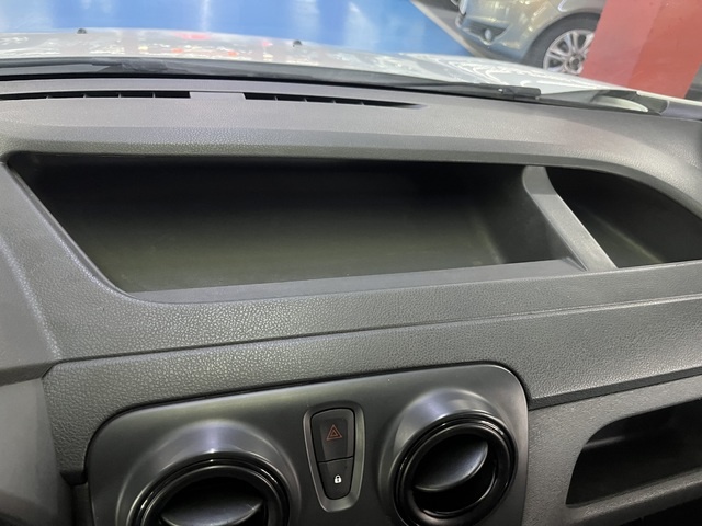DaciaDokker Van Essential dCi 66 kW (90 CV) Vehículo usado en Barcelona - 18
