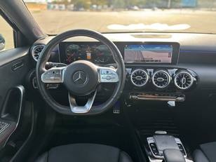 Mercedes-Benz Clase A 180 100 kW (136 CV)