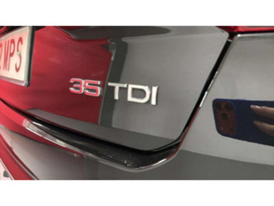 Audi Q2 S line 35 TDI 110 kW (150 CV) S tronic Audi Q2 S line 35 TDI 110 kW (150 CV) S tronic