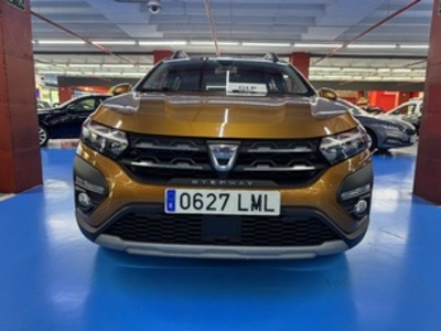 Dacia Sandero Stepway Essential TCe 74 kW (100 CV) Dacia Sandero Stepway Essential TCe 74 kW (100 CV)