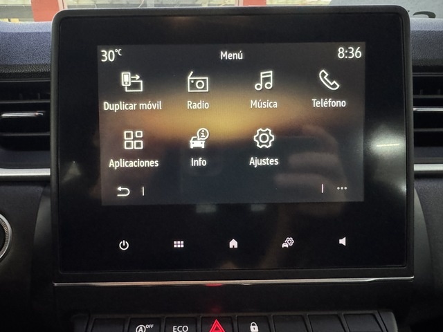 RenaultCaptur Zen TCe 74 kW (100 CV) GLP Vehículo usado en Barcelona - 20
