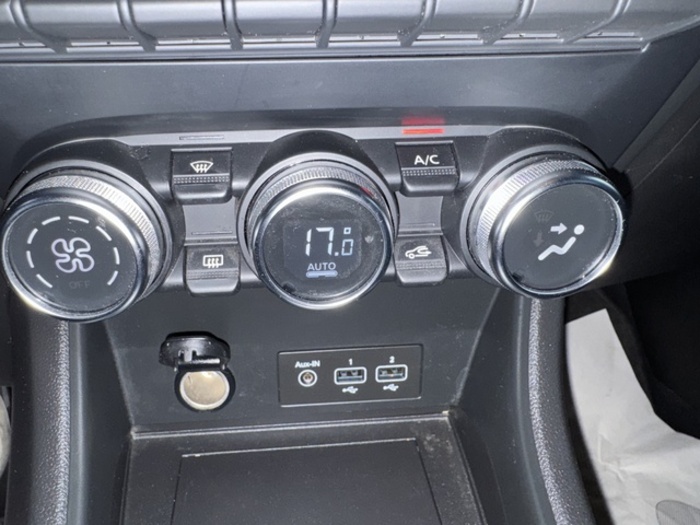 RenaultCaptur Zen TCe 74 kW (100 CV) GLP Vehículo usado en Barcelona - 21 RenaultCaptur Zen TCe 74 kW (100 CV) GLP Vehículo usado en Barcelona - 21