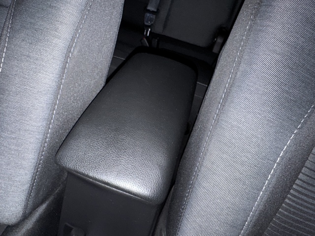 RenaultCaptur Zen TCe 74 kW (100 CV) GLP Vehículo usado en Barcelona - 30
