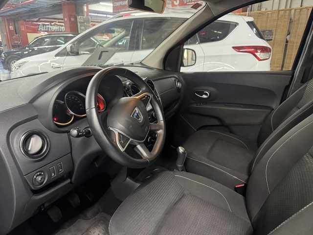 DaciaLodgy Laureate TCe 85 kW (115 CV) Vehículo usado en Barcelona - 3