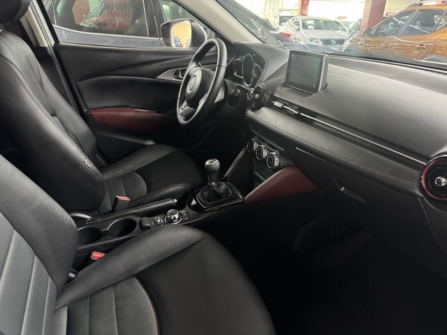 MazdaCX-3 2.0 SKYACTIV GE Luxury 2WD 88 kW (120 CV) Vehículo usado en Barcelona - 3