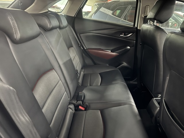 MazdaCX-3 2.0 SKYACTIV GE Luxury 2WD 88 kW (120 CV) Vehículo usado en Barcelona - 5