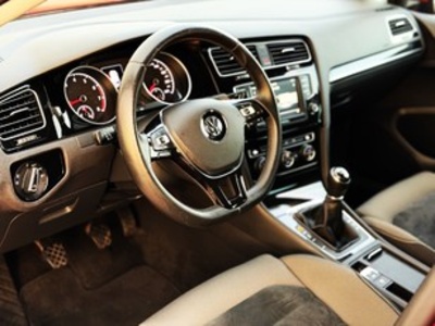 Volkswagen Golf Sport 1.4 TSI ACT Tech BMT 110 kW (150 CV) Volkswagen Golf Sport 1.4 TSI ACT Tech BMT 110 kW (150 CV)