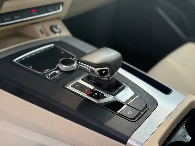 AudiQ5 S line 40 TDI quattro 140 kW (190 CV) S tronic Vehículo usado en Barcelona - 28