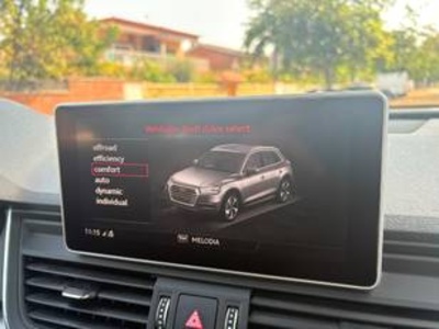 Audi Q5 S line 40 TDI quattro 140 kW (190 CV) S tronic Audi Q5 S line 40 TDI quattro 140 kW (190 CV) S tronic