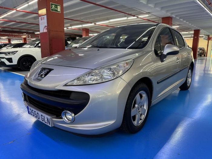 Peugeot207 1.4 VTi Sport 16v 70 kW (95 CV) Vehículo usado en Barcelona - 1 Peugeot207 1.4 VTi Sport 16v 70 kW (95 CV) Vehículo usado en Barcelona - 1