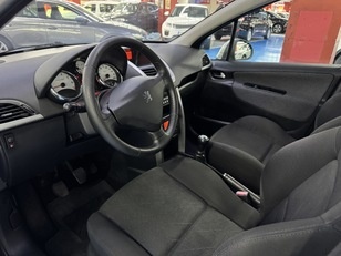 Peugeot 207 1.4 VTi Sport 16v 70 kW (95 CV)