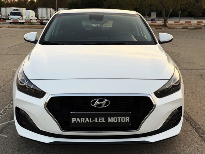 Hyundaii30 Fastback 1.0 TGDI Tecno 88 kW (120 CV) Vehículo usado en Barcelona - 5 Hyundaii30 Fastback 1.0 TGDI Tecno 88 kW (120 CV) Vehículo usado en Barcelona - 5