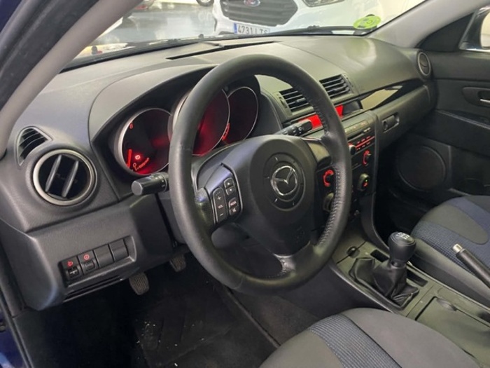 MazdaMazda 3 1.6 VVT Active + 77 kW (105 CV) Vehículo usado en Barcelona - 9 MazdaMazda 3 1.6 VVT Active + 77 kW (105 CV) Vehículo usado en Barcelona - 9
