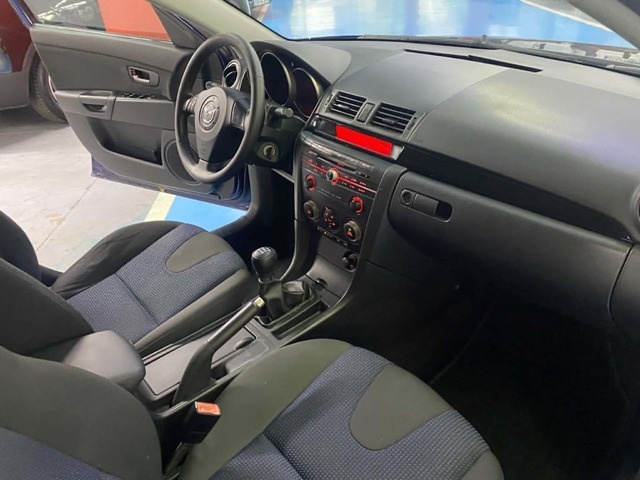 MazdaMazda 3 1.6 VVT Active + 77 kW (105 CV) Vehículo usado en Barcelona - 12