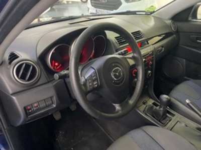 Mazda Mazda 3 1.6 VVT Active + 77 kW (105 CV) Mazda Mazda 3 1.6 VVT Active + 77 kW (105 CV)