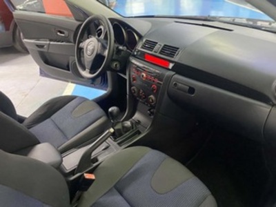 Mazda Mazda 3 1.6 VVT Active + 77 kW (105 CV) Mazda Mazda 3 1.6 VVT Active + 77 kW (105 CV)