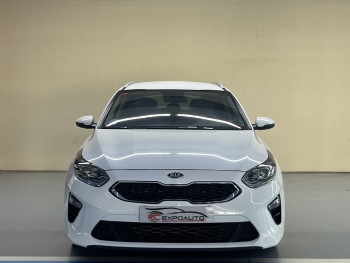 KiaCeed Tourer 1.0 MHEV Tech DCT 88 kW (120 CV) Vehículo usado en Barcelona - 2 KiaCeed Tourer 1.0 MHEV Tech DCT 88 kW (120 CV) Vehículo usado en Barcelona - 2