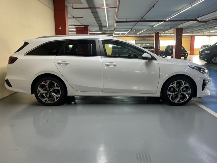 KiaCeed Tourer 1.0 MHEV Tech DCT 88 kW (120 CV) Vehículo usado en Barcelona - 4 KiaCeed Tourer 1.0 MHEV Tech DCT 88 kW (120 CV) Vehículo usado en Barcelona - 4
