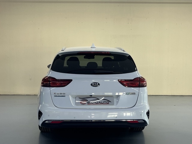 KiaCeed Tourer 1.0 MHEV Tech DCT 88 kW (120 CV) Vehículo usado en Barcelona - 5