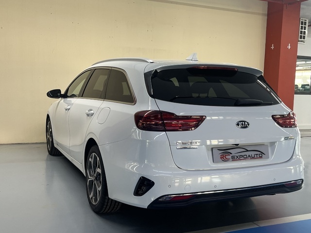 KiaCeed Tourer 1.0 MHEV Tech DCT 88 kW (120 CV) Vehículo usado en Barcelona - 7
