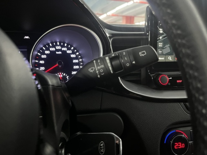 KiaCeed Tourer 1.0 MHEV Tech DCT 88 kW (120 CV) Vehículo usado en Barcelona - 16 KiaCeed Tourer 1.0 MHEV Tech DCT 88 kW (120 CV) Vehículo usado en Barcelona - 16