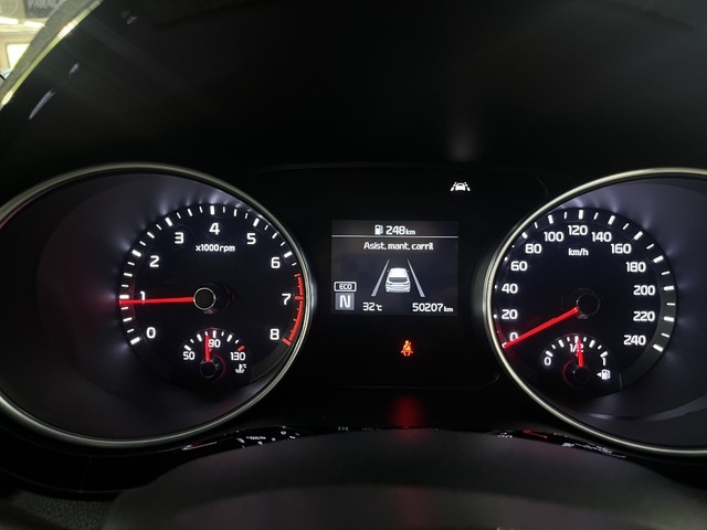 KiaCeed Tourer 1.0 MHEV Tech DCT 88 kW (120 CV) Vehículo usado en Barcelona - 19