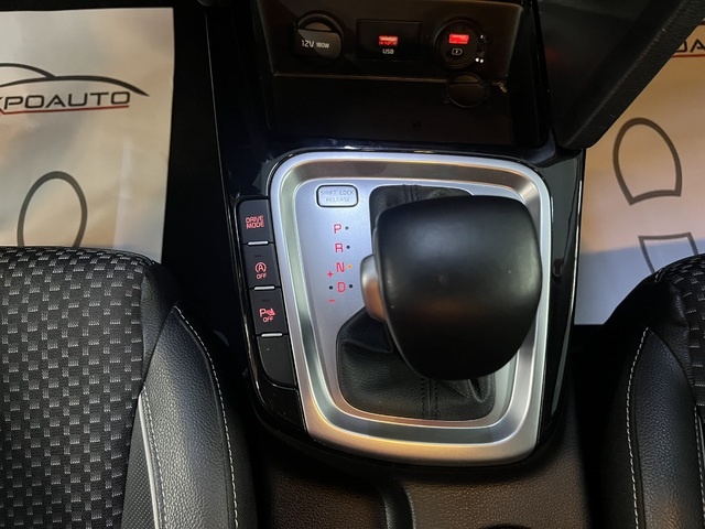 KiaCeed Tourer 1.0 MHEV Tech DCT 88 kW (120 CV) Vehículo usado en Barcelona - 26