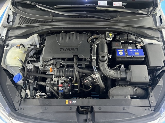 KiaCeed Tourer 1.0 MHEV Tech DCT 88 kW (120 CV) Vehículo usado en Barcelona - 30