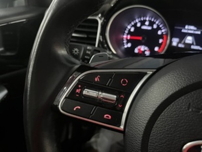 Kia Ceed Tourer 1.0 MHEV Tech DCT 88 kW (120 CV) Kia Ceed Tourer 1.0 MHEV Tech DCT 88 kW (120 CV)