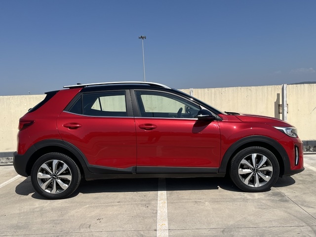 KiaStonic 1.0 T-GDi MHEV Drive iMT 74 kW (100 CV) Vehículo usado en Barcelona - 4
