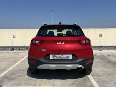 Kia Stonic 1.0 T-GDi MHEV Drive iMT 74 kW (100 CV) Kia Stonic 1.0 T-GDi MHEV Drive iMT 74 kW (100 CV)