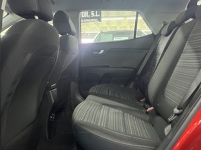 Kia Stonic 1.0 T-GDi MHEV Drive iMT 74 kW (100 CV) Kia Stonic 1.0 T-GDi MHEV Drive iMT 74 kW (100 CV)