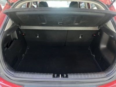 Kia Stonic 1.0 T-GDi MHEV Drive iMT 74 kW (100 CV) Kia Stonic 1.0 T-GDi MHEV Drive iMT 74 kW (100 CV)