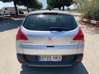Peugeot 3008 2.0 HDI Allure FAP 110 kW (150 CV) Peugeot 3008 2.0 HDI Allure FAP 110 kW (150 CV)
