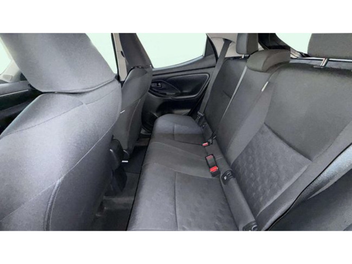 ToyotaYaris 120H Business Plus 85 kW (116 CV) Vehículo usado en Barcelona - 10 ToyotaYaris 120H Business Plus 85 kW (116 CV) Vehículo usado en Barcelona - 10