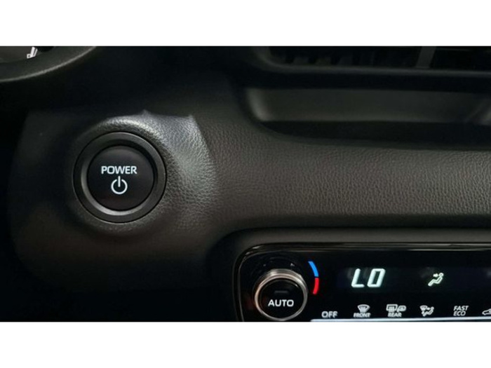 ToyotaYaris 120H Business Plus 85 kW (116 CV) Vehículo usado en Barcelona - 17 ToyotaYaris 120H Business Plus 85 kW (116 CV) Vehículo usado en Barcelona - 17