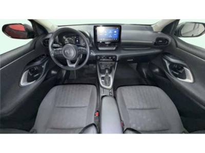Toyota Yaris 120H Business Plus 85 kW (116 CV) Toyota Yaris 120H Business Plus 85 kW (116 CV)