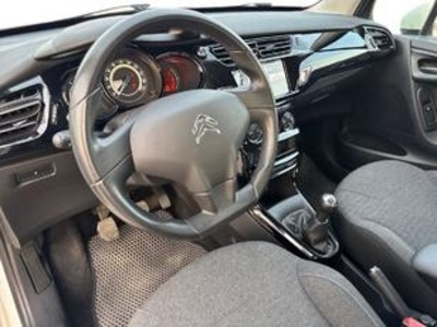 Citroen C3 PureTech 82 Live Edition 60 kW (82 CV) Citroen C3 PureTech 82 Live Edition 60 kW (82 CV)